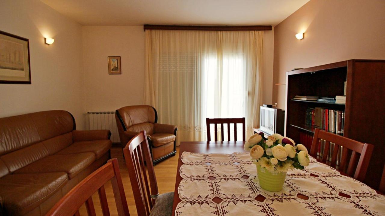 Apartment Ora Omiš Exterior foto